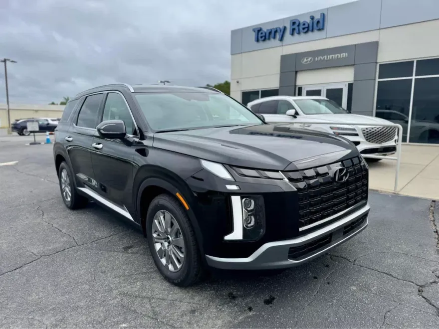 2025 Hyundai Palisade SEL photo 1