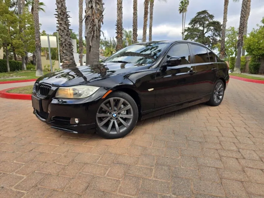 2011 Bmw 328i photo 1