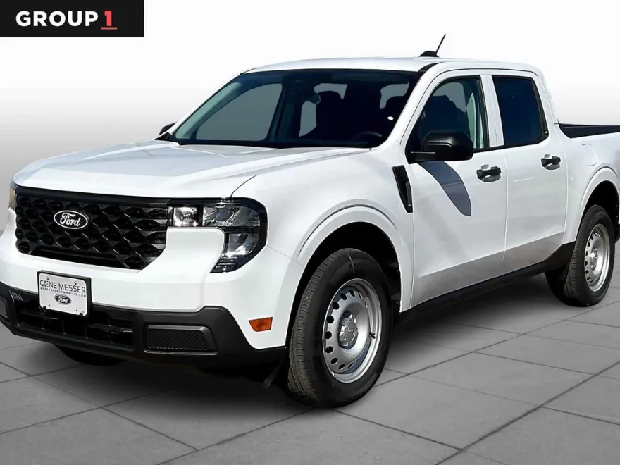 2025 Ford Maverick XL photo 1