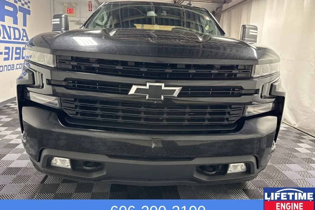 2021 Chevrolet Silverado 1500 RST photo 1