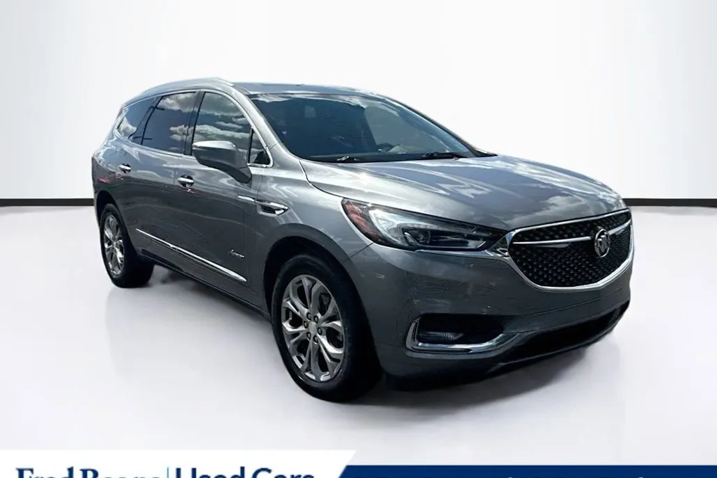 2021 Buick Enclave Avenir photo 1