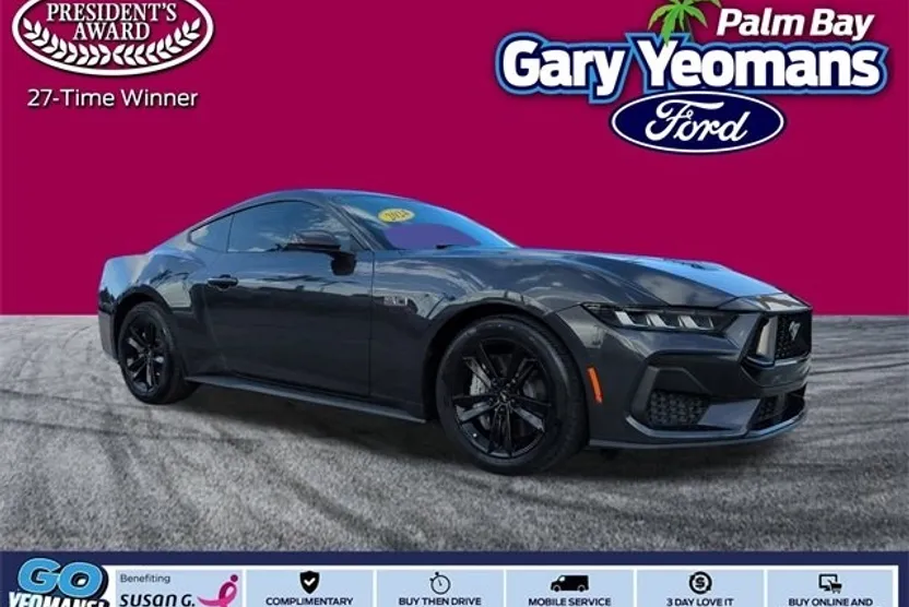 2024 Ford Mustang GT photo 1