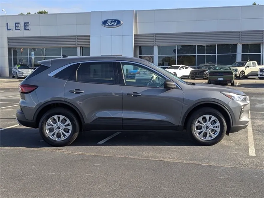 2024 Ford Escape Active photo 1