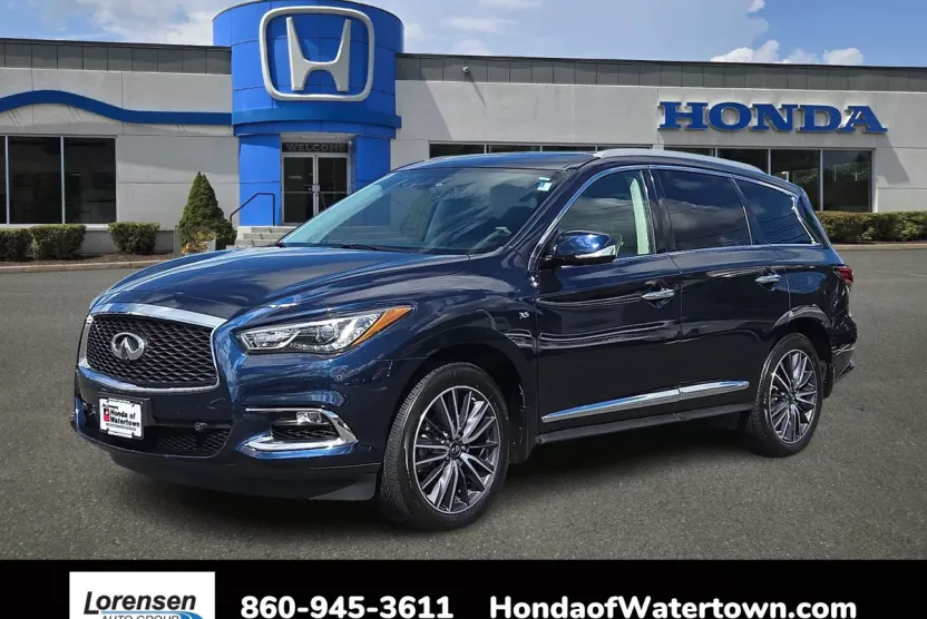 2017 Infiniti QX60 Luxe photo 1