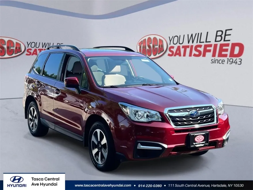 2018 Subaru Forester 2.5i Premium photo 1