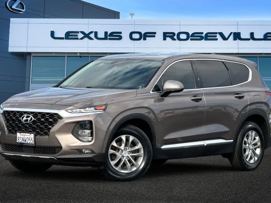 2020 Hyundai Santa Fe SEL photo 1