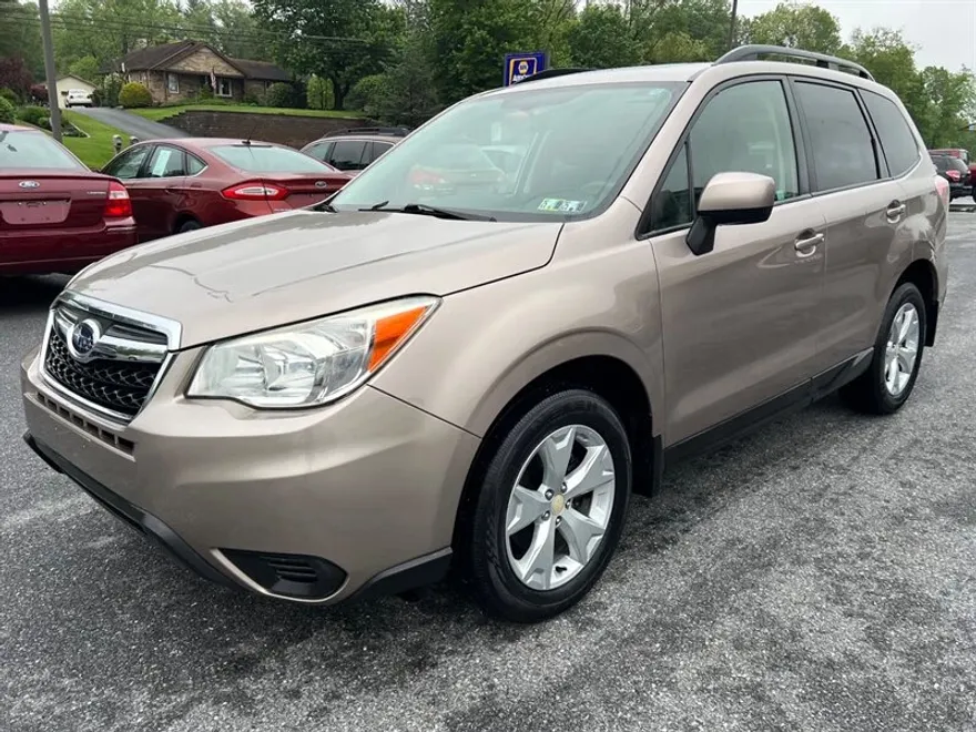 2015 Subaru Forester 2.5i Premium photo 1