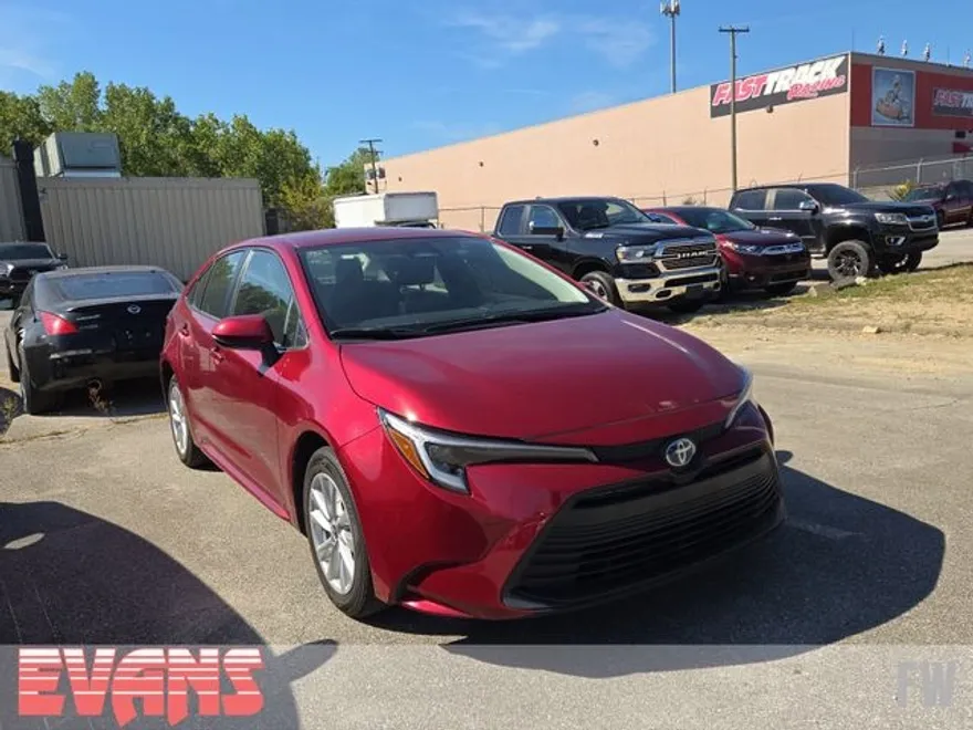 2023 Toyota Corolla Hybrid photo 1