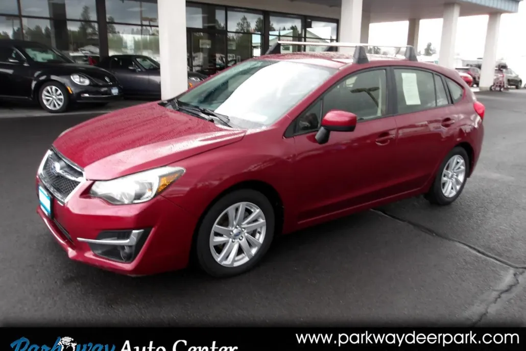 2016 Subaru Impreza Premium photo 1