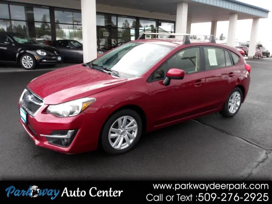 2016 Subaru Impreza Premium photo 1