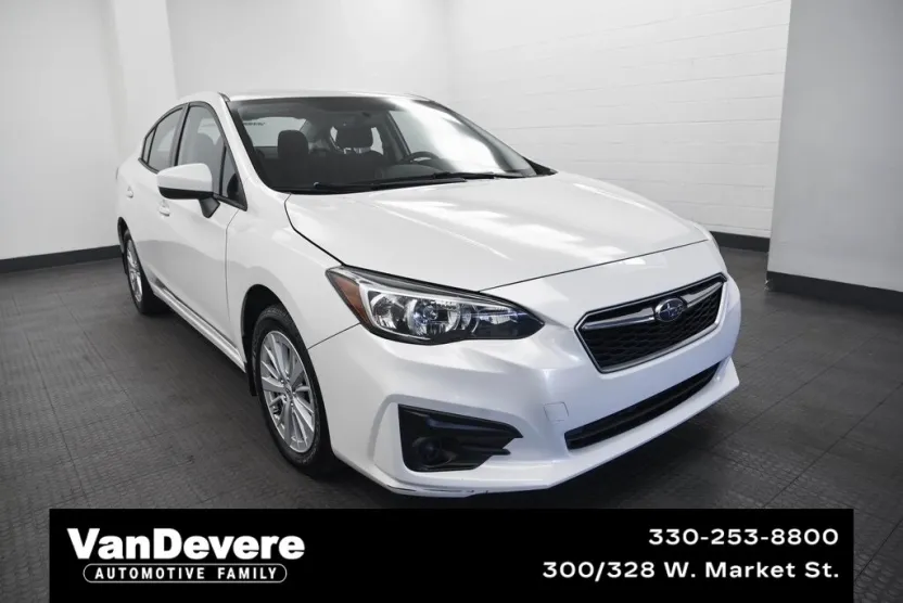 2017 Subaru Impreza 2.0i Premium photo 1