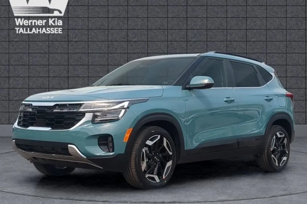 2024 Kia Seltos SX photo 1