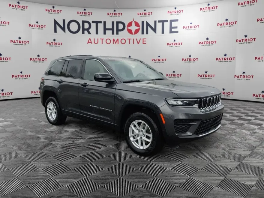 2025 Jeep Grand Cherokee Laredo X photo 1