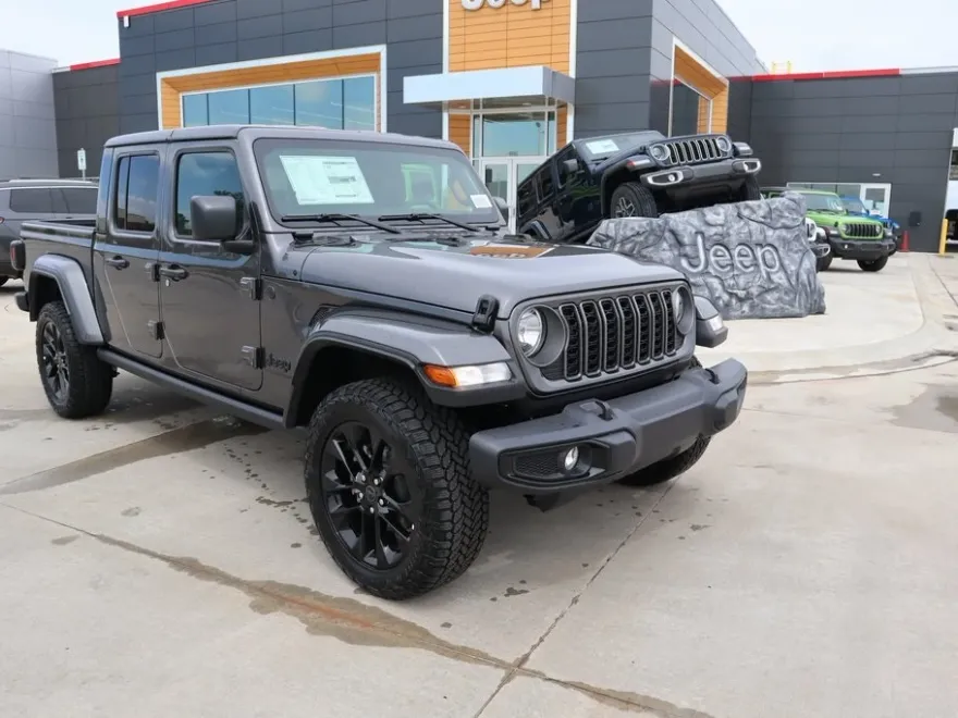2025 Jeep Gladiator Sport photo 1