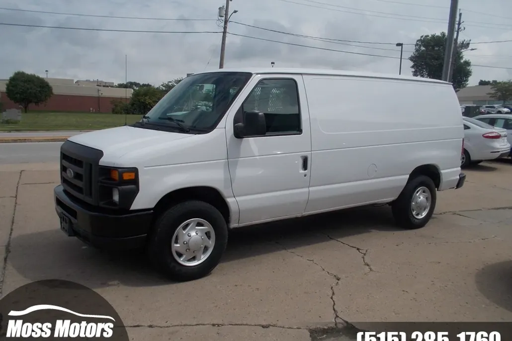 2014 Ford E-250 Cargo photo 1