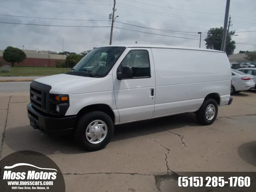 2014 Ford E-250 Cargo photo 1