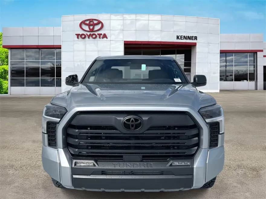 2026 Toyota Tundra SR5 CrewMax photo 1