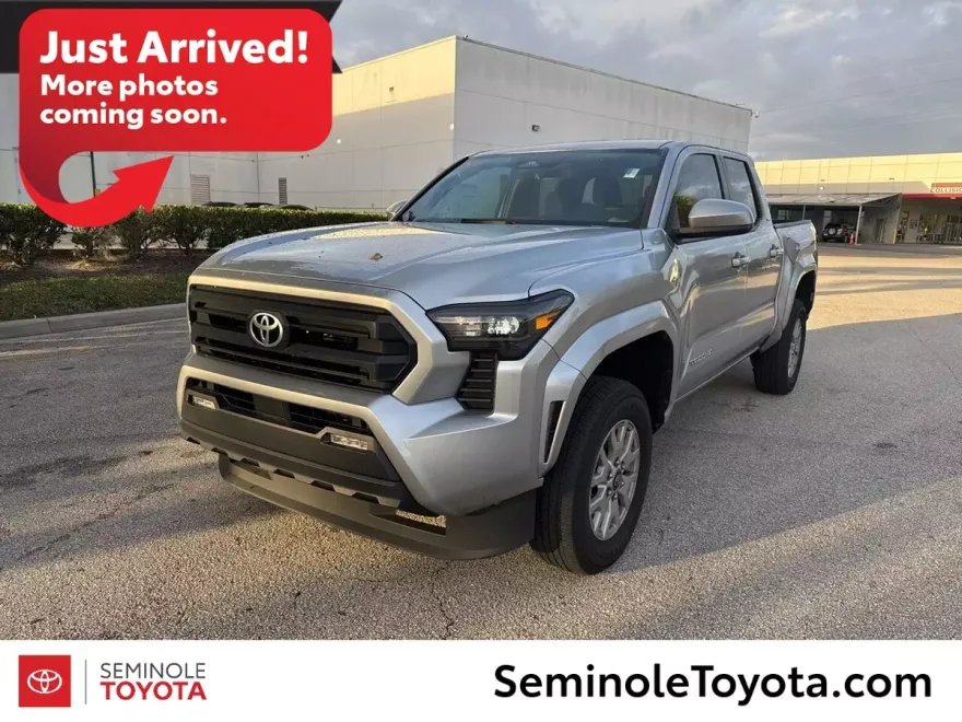 2024 Toyota Tacoma SR5 photo 1