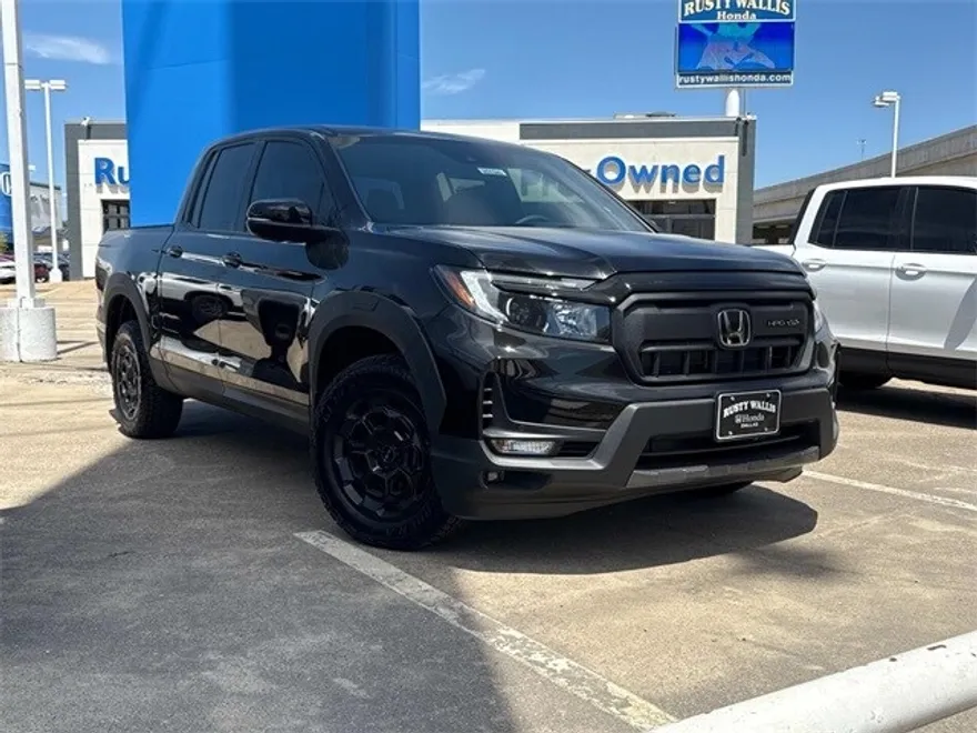 2025 Honda Ridgeline TrailSport photo 1