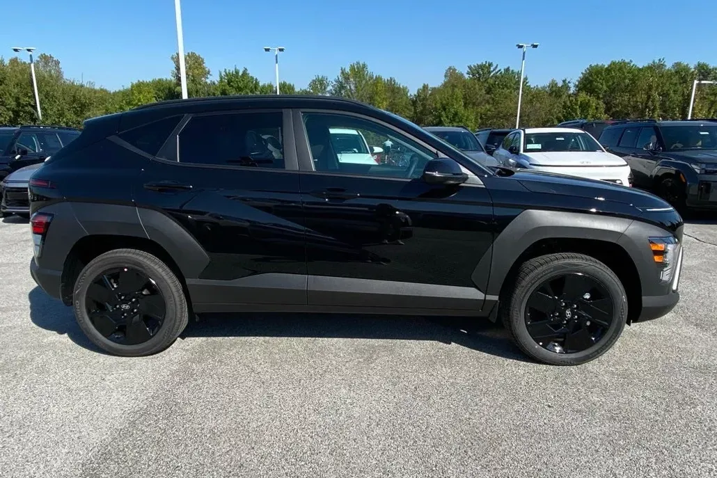 2026 Hyundai Kona SEL photo 1