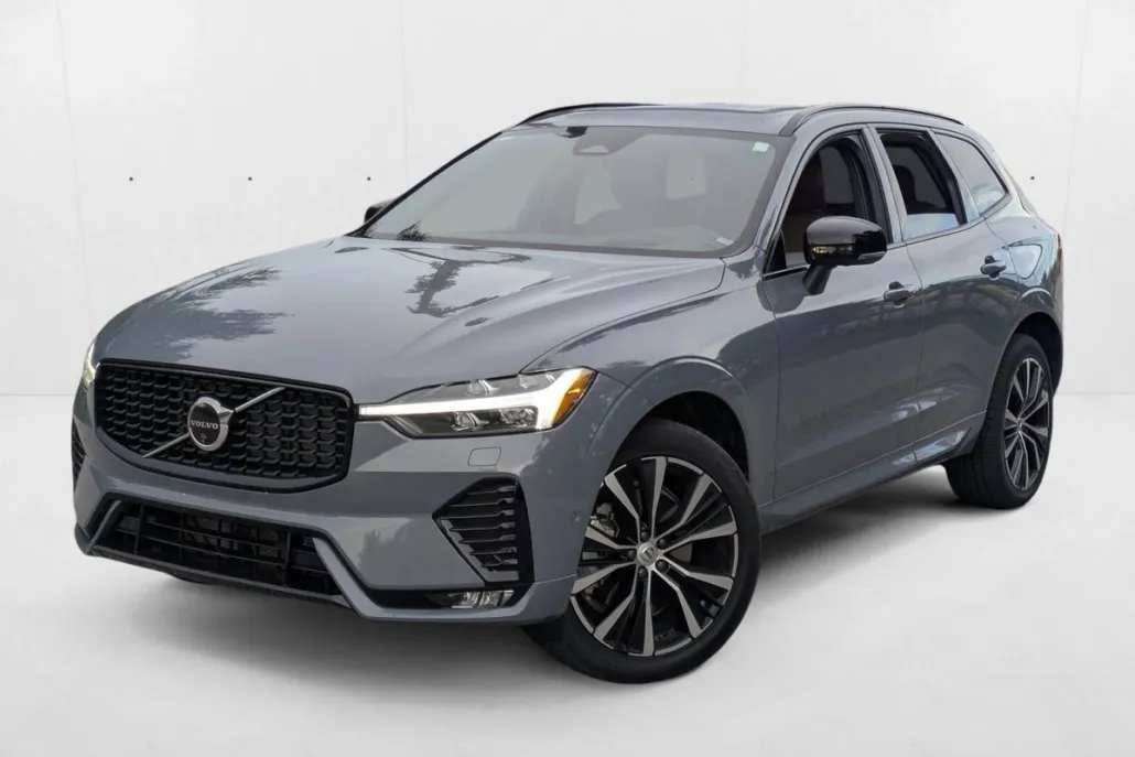 2024 Volvo XC60 B5 Ultimate photo 1