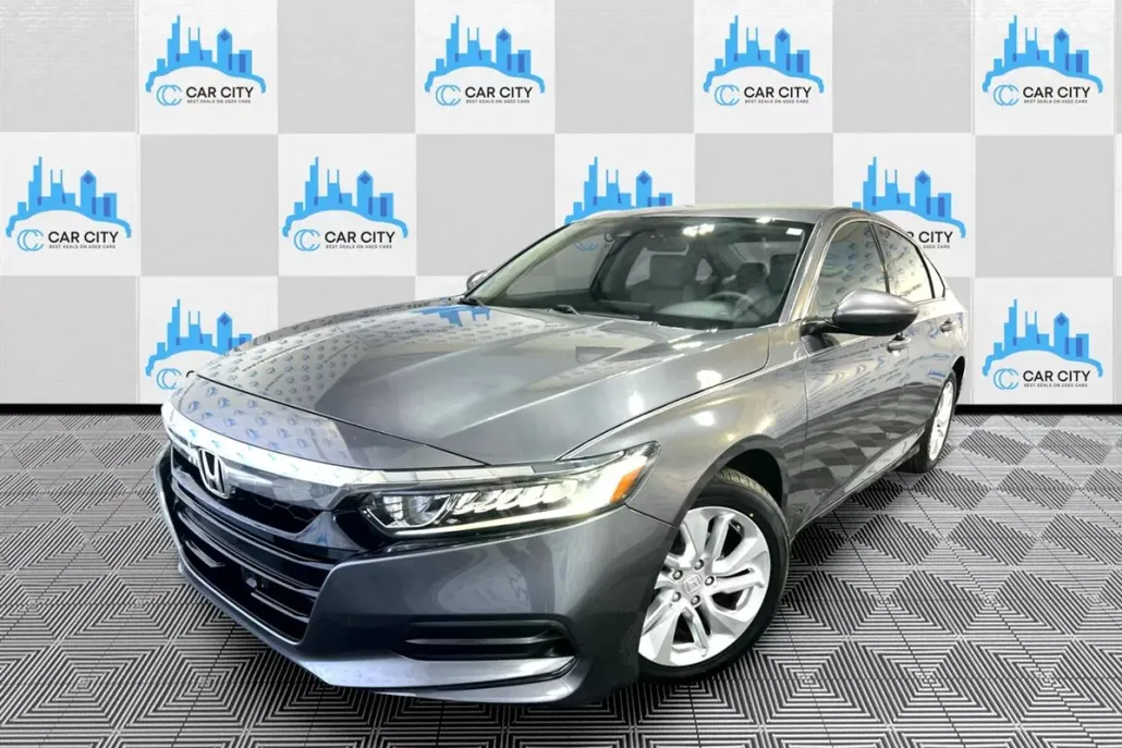 2018 Honda Accord LX photo 1