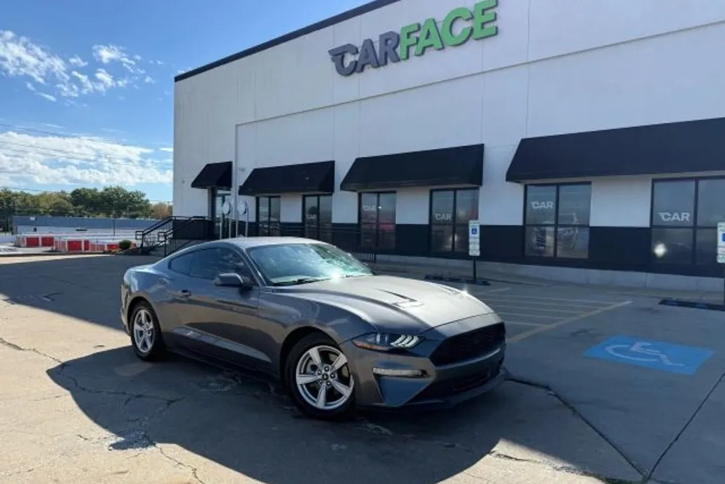 2021 Ford Mustang EcoBoost photo 1