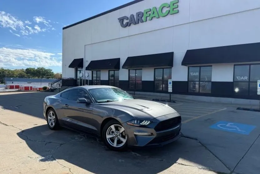 2021 Ford Mustang EcoBoost photo 1