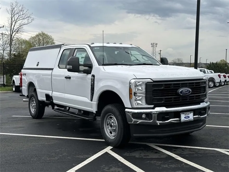 2025 Ford F-250 photo 1