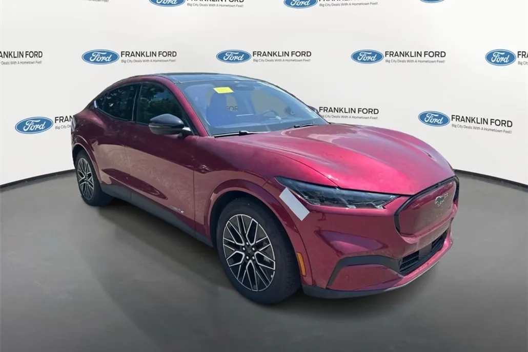 2025 Ford Mustang Mach-E Premium photo 1