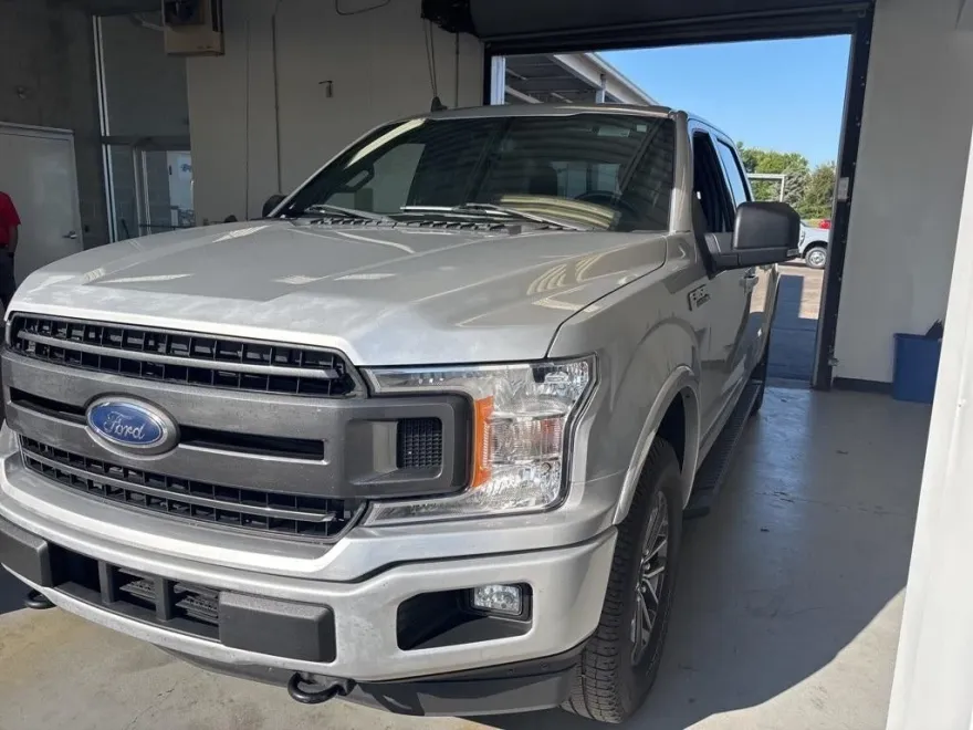 2019 Ford F-150 XLT photo 1