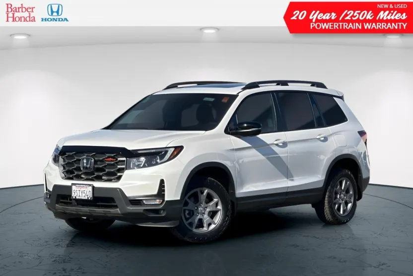2025 Honda Passport TrailSport photo 1