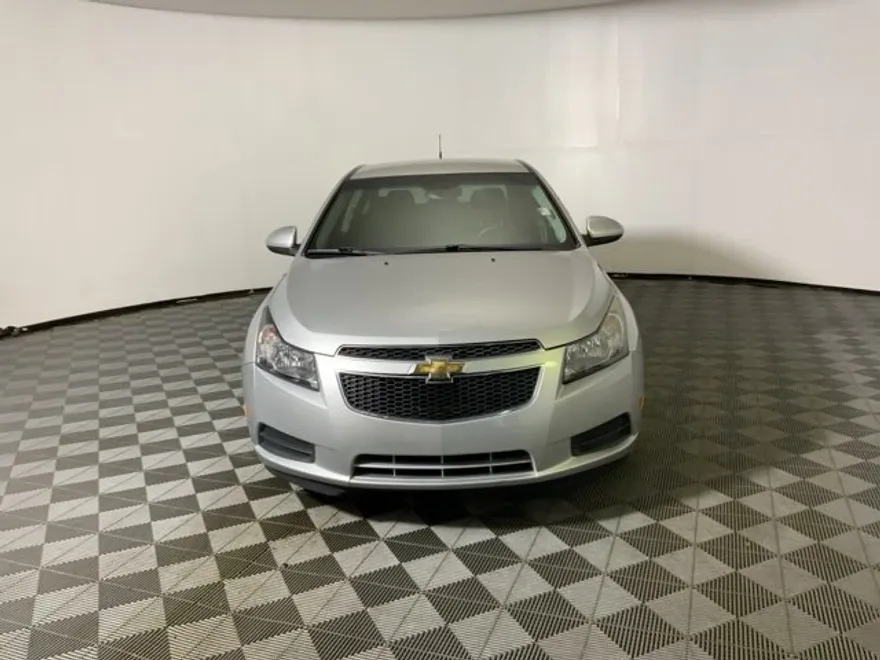 2014 Chevrolet Cruze photo 1