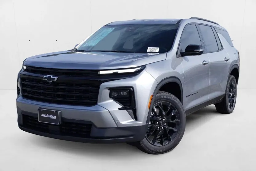 2025 Chevrolet Traverse 1LT photo 1