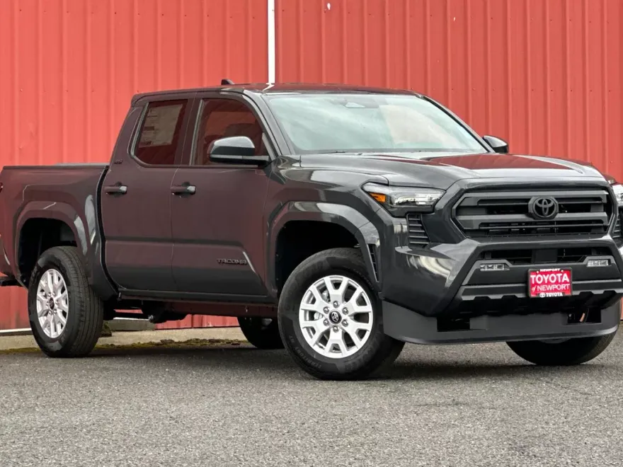 2025 Toyota Tacoma SR5 Double Cab photo 1