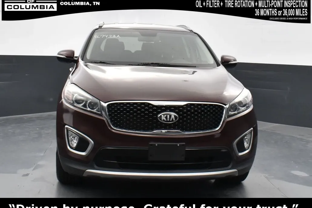 2017 Kia Sorento EX photo 1