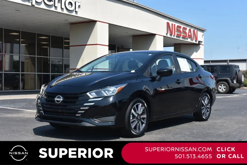 2024 Nissan Versa SV photo 1
