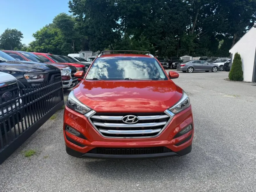 2017 Hyundai Tucson SE photo 1