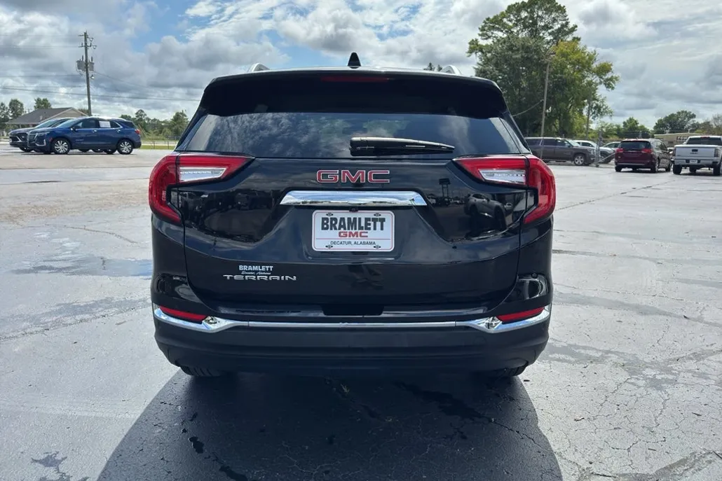 2023 Gmc Terrain SLT photo 1