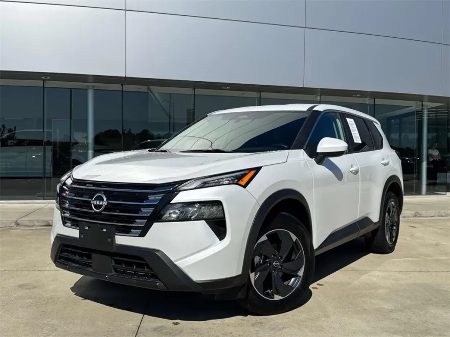 2024 Nissan Rogue SV photo 1