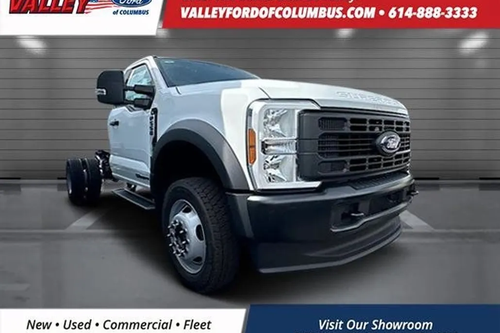2024 Ford F-550 photo 1