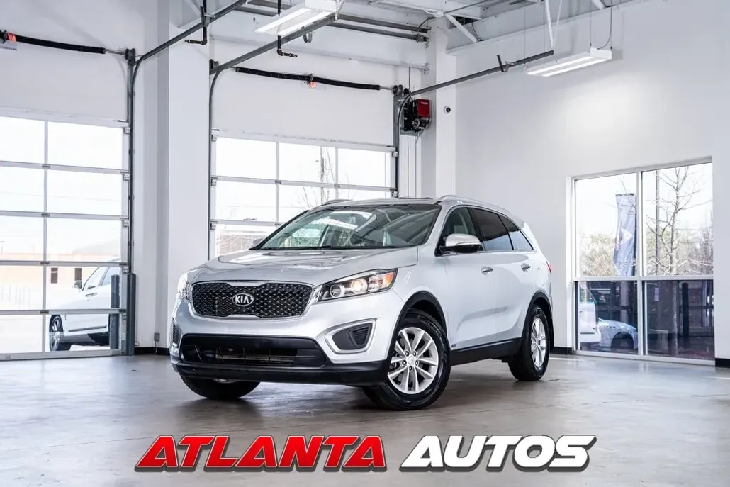 2017 Kia Sorento LX photo 1