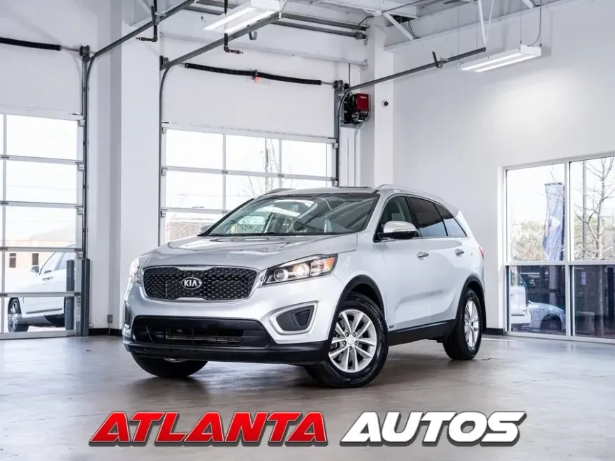2017 Kia Sorento LX photo 1
