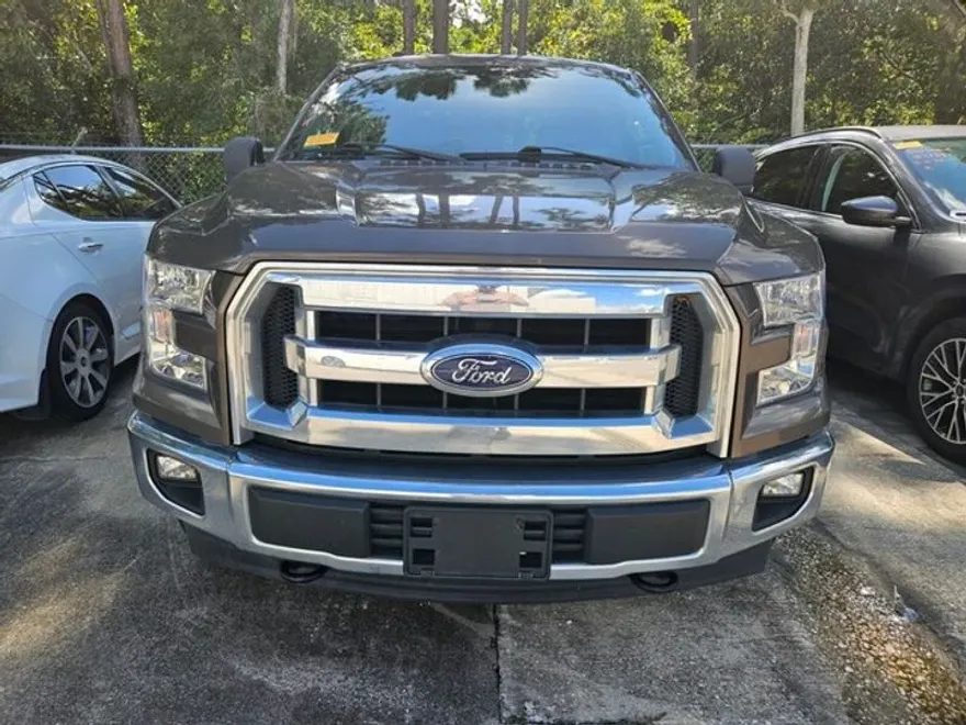 2017 Ford F-150 XLT photo 1