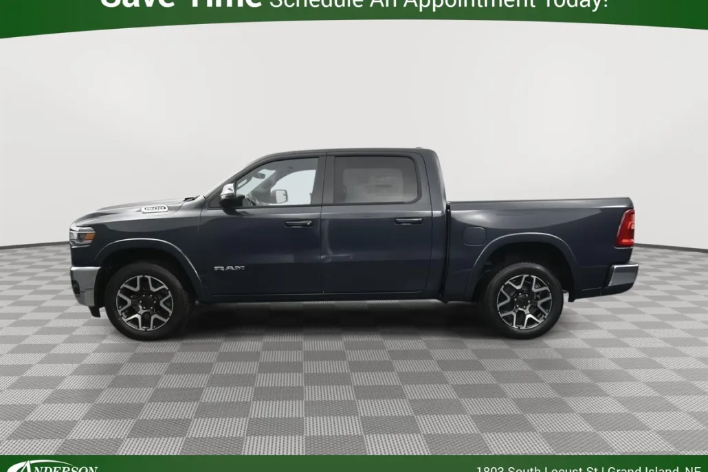 2025 Ram 1500 Laramie photo 1