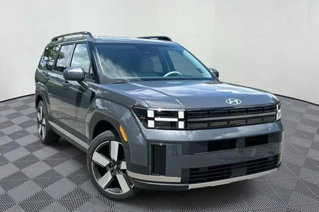2025 Hyundai Santa Fe Limited photo 1