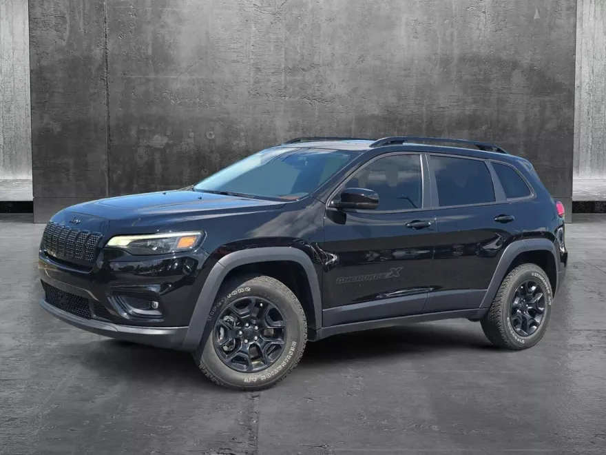 2022 Jeep Cherokee X photo 1