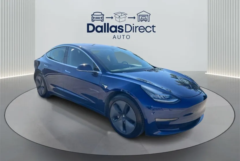 2018 Tesla Model 3 Long Range photo 1