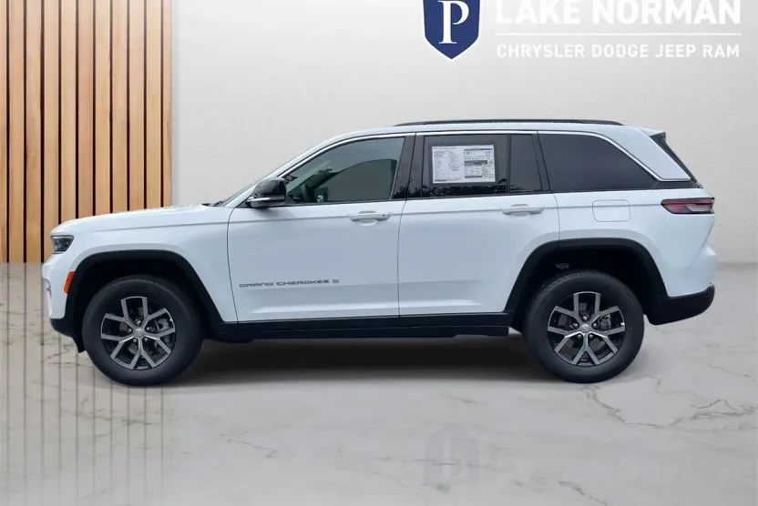 2025 Jeep Grand Cherokee Limited photo 1