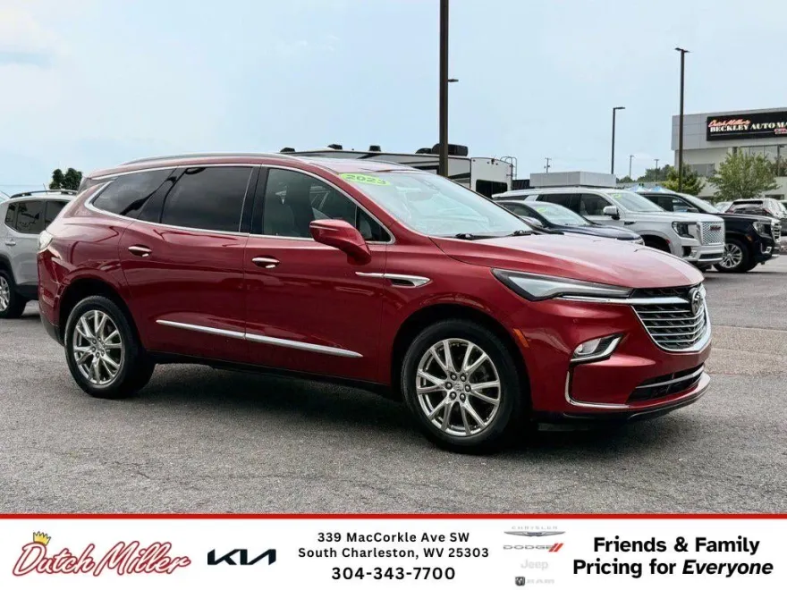2023 Buick Enclave Premium photo 1